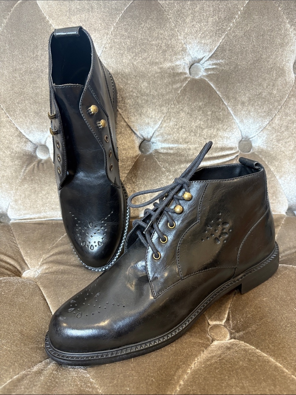 Zodiac Vintage Brogue Black Leather Lace-Up Ankle Boots MISSING LACE